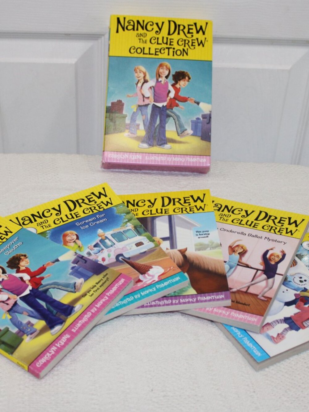 Box Set: Nancy Drew and the Clue Crew Book 1 - 5